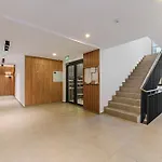 Cozy Elegant With Mountain Views & Parking Apartamento *
