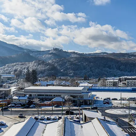 Cozy Elegant With Mountain Views & Parking Apartment Brasov