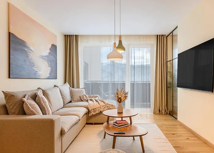 Apartment Cozy Elegant With Mountain Views & Parking Brasov