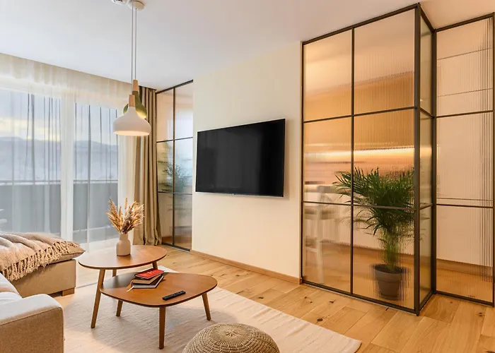 Cozy Elegant With Mountain Views & Parking Brasov